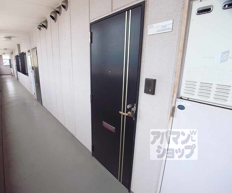 その他設備　玄関ドアです。