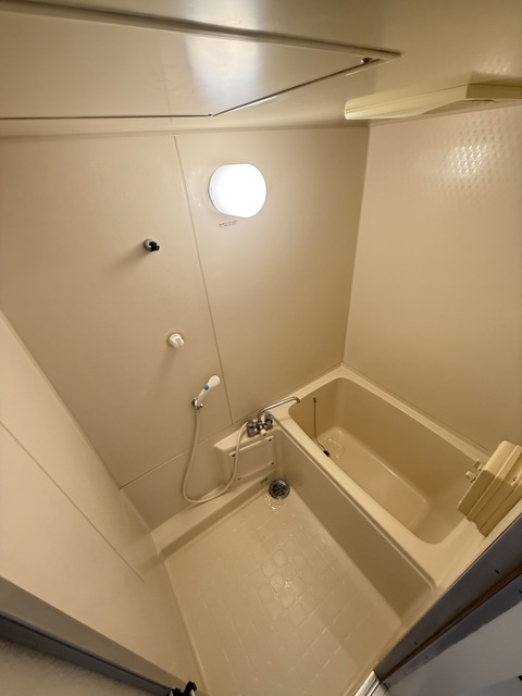 バス・シャワールーム　別部屋参考写真です