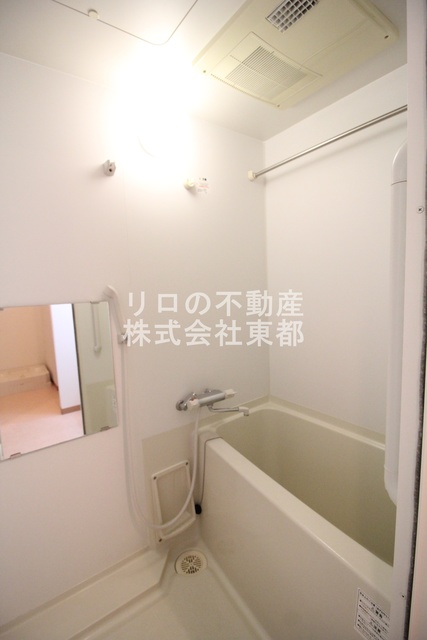 バス・シャワールーム　※同物件別部屋参考写真