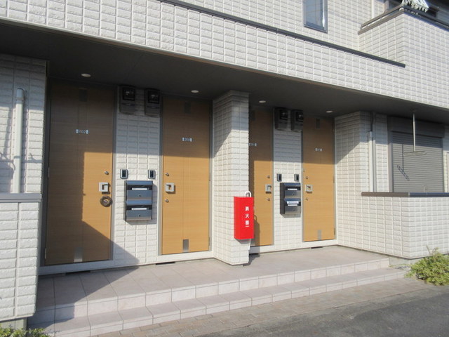 エントランス　★全世帯１階に玄関があります★