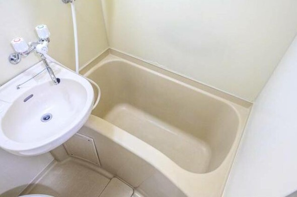 バス・シャワールーム　別部屋参考写真
