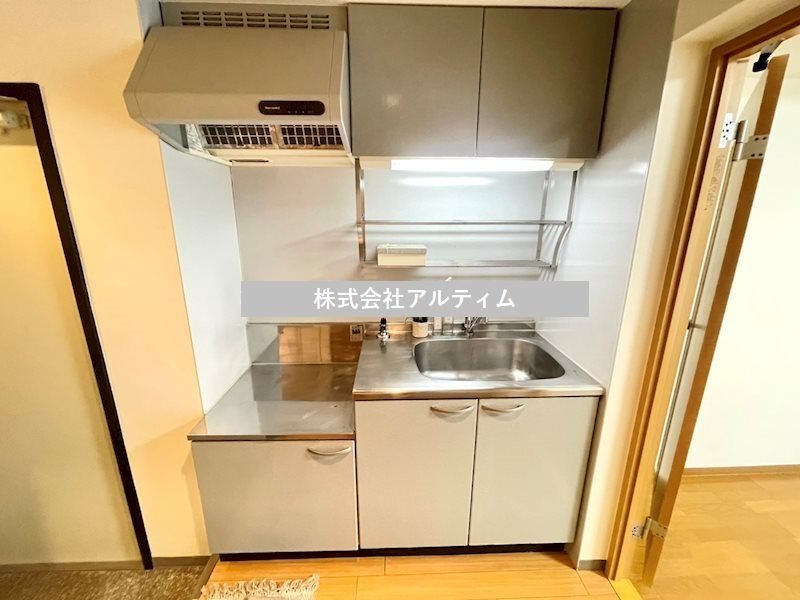 キッチン　※同タイプの他のお部屋です