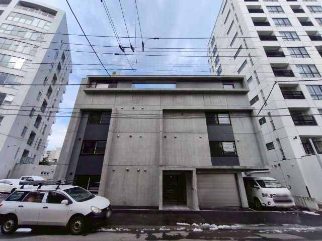 建物外観　中央区大通西２２「ＭＡＲＵＹＡＭＡ　ＲＨ　ＨＩＬＬＳ」