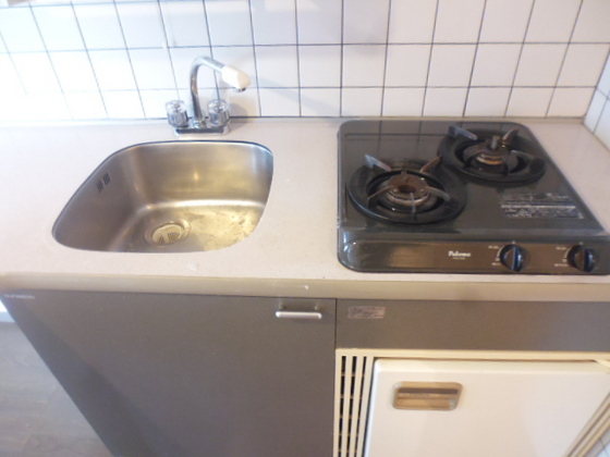 キッチン　※別部屋の写真です
