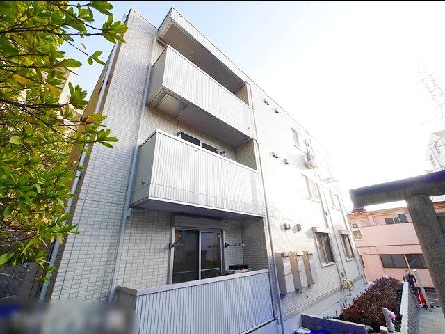 建物外観　大手ハウスメーカー施工の築浅物件