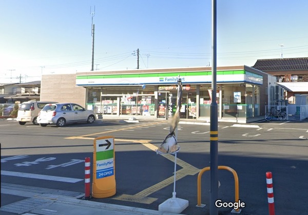 コンビニ　ファミリーマート 春日部米島店（コンビニ）まで428m