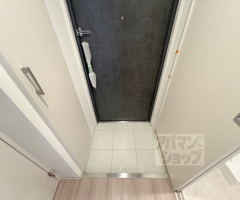 ソリティア梅小路の玄関写真