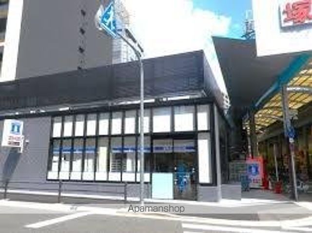 コンビニ　ローソン　塚本駅前店（コンビニ）まで143m