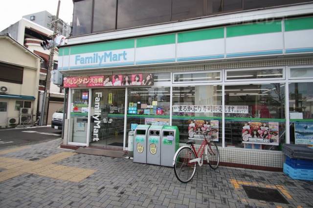 コンビニ　ファミリーマート 名古屋押切町店（コンビニ）まで392m