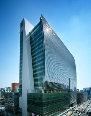 ショッピングセンター　COREDO日本橋（ショッピングセンター）まで337m