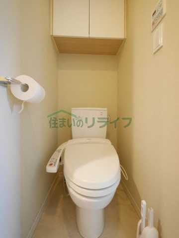 プライムアーバン新宿夏目坂タワーレジデンスのトイレ写真