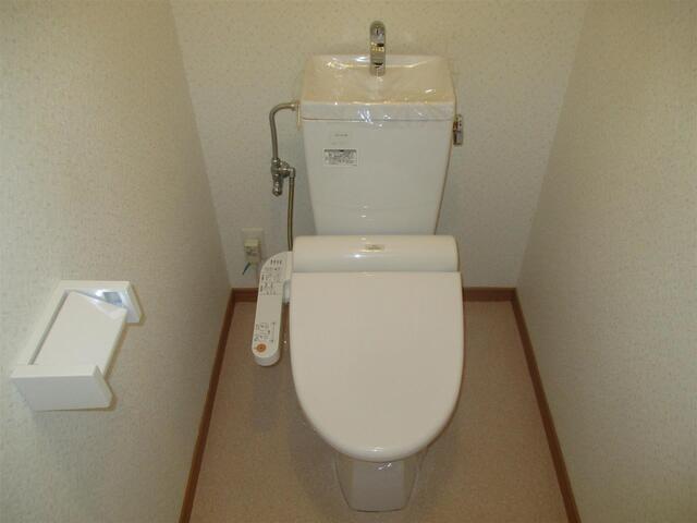 サープラスのトイレ写真