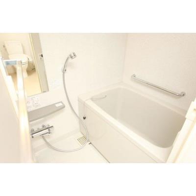 バス・シャワールーム　※別部屋の参考写真です。