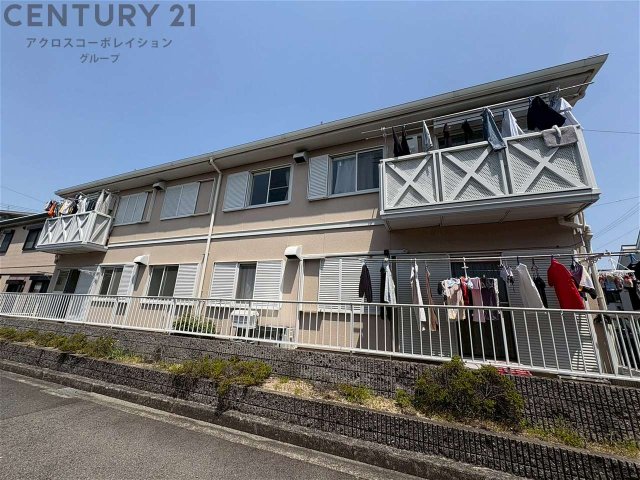 建物外観　敷地内に駐車場あります！