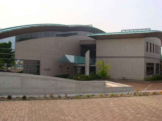 図書館　蟹江町図書館（図書館）まで780m