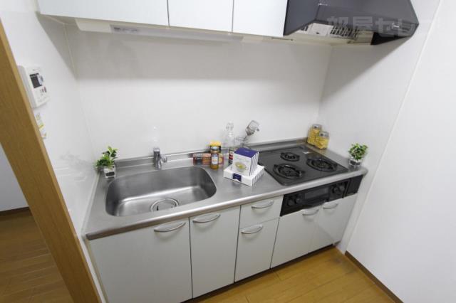 キッチン　家具家電はイメージとなります