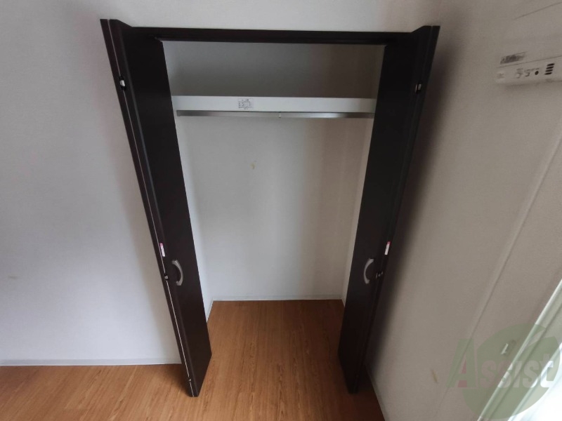 収納　クローゼット。荷物がたくさんあっても問題ないですね。