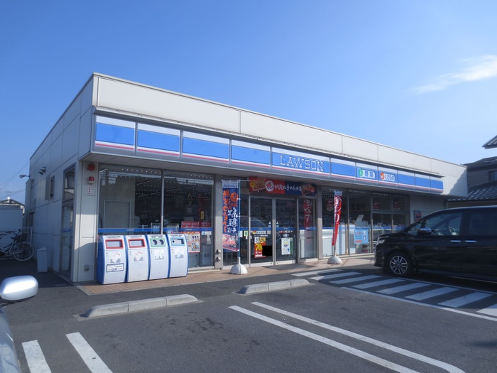 コンビニ　ローソン（コンビニ）まで157m