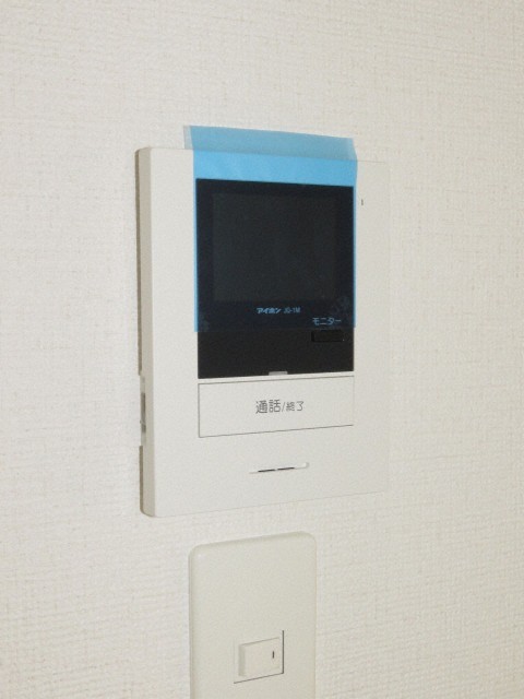 セキュリティ　防犯面に配慮したＴＶモニターホン付きです！