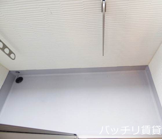 バルコニー　別部屋の為現状優先