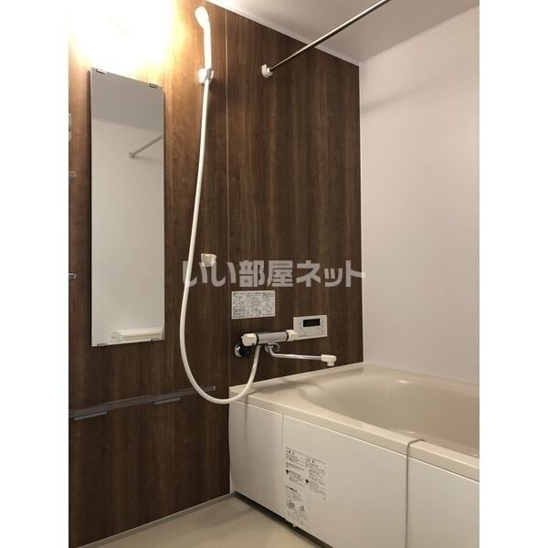 ラヴィーヌ中丸の風呂写真