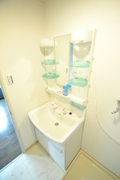 洗面設備　※参考写真　独立洗面台