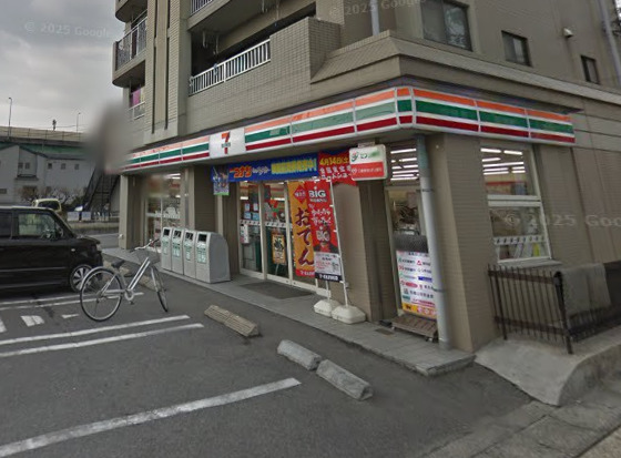 コンビニ　セブンイレブン 名古屋中沼町店（コンビニ）まで324m