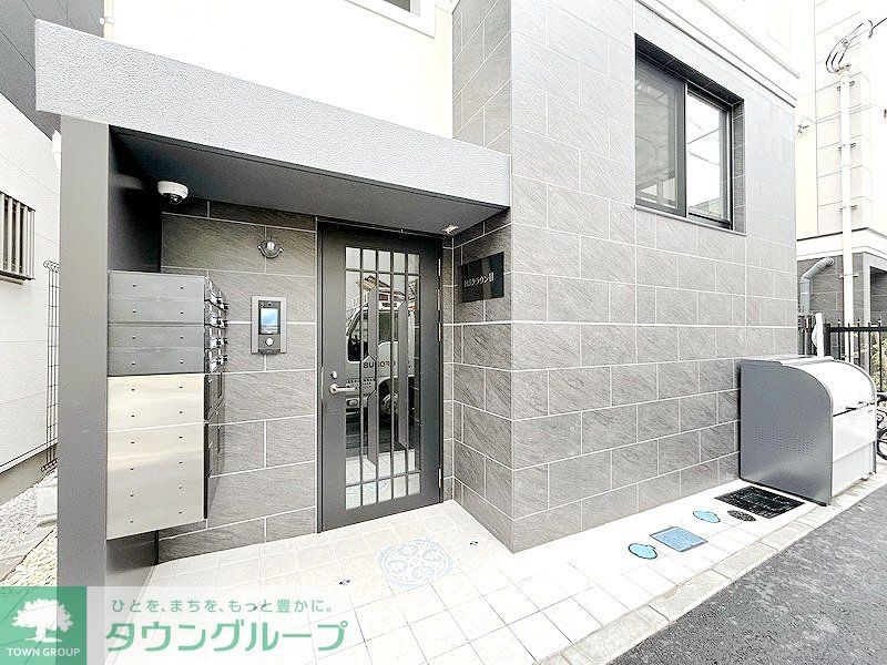 エントランス　部屋探しは株式会社　タウンハウジング　までお気軽にお問合せ…