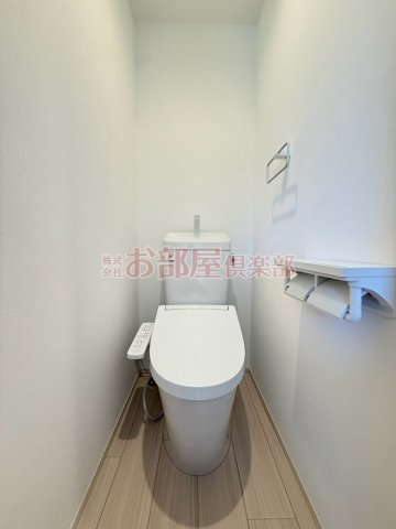 トイレ　落ち着いたトイレです