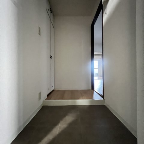 玄関　同仕様タイプです