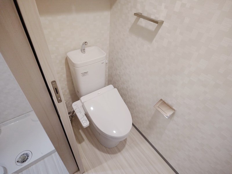 ＪＲ総武線快速 馬喰町駅 徒歩2分 14階建 築3年のトイレ写真