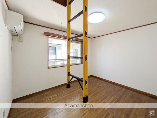 田口フラットの居間写真