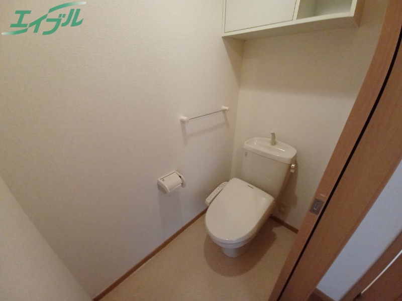 トイレ　反転タイプ参考写真
