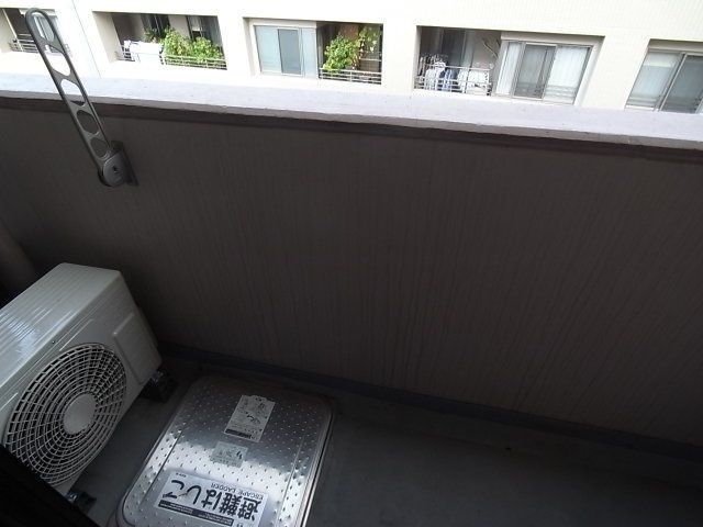バルコニー　（別タイプ参考写真）サンテミリオン小石川後楽園　文京区小石川