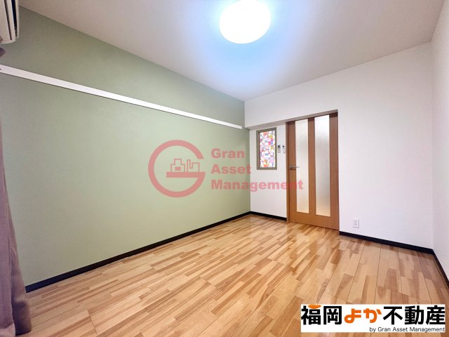 居室・リビング　【福岡よか不動産】こちらのリビングで趣味の時間をお楽しみくだ
