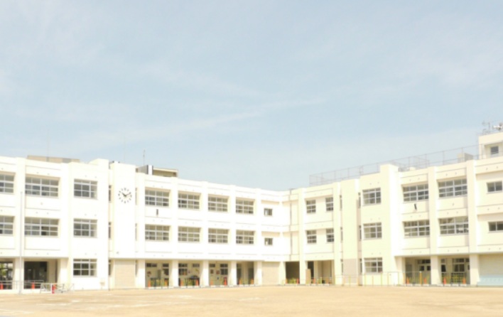 小学校　大阪市立神津小学校（小学校）まで544m
