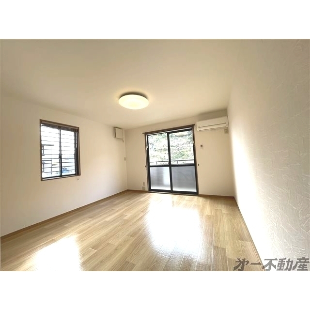 建物外観　洋室