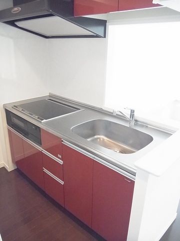 キッチン　便利な２口システムキッチン