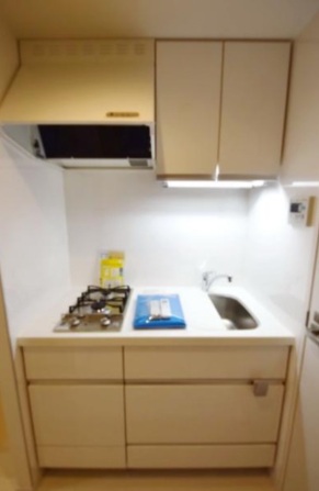 キッチン　※同建物内の別部屋参考写真です