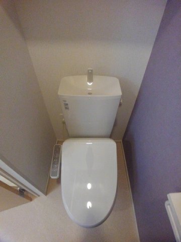 トイレ　シンプルで使いやすいトイレです