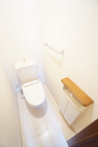 トイレ　※同物件・同タイプの写真です。