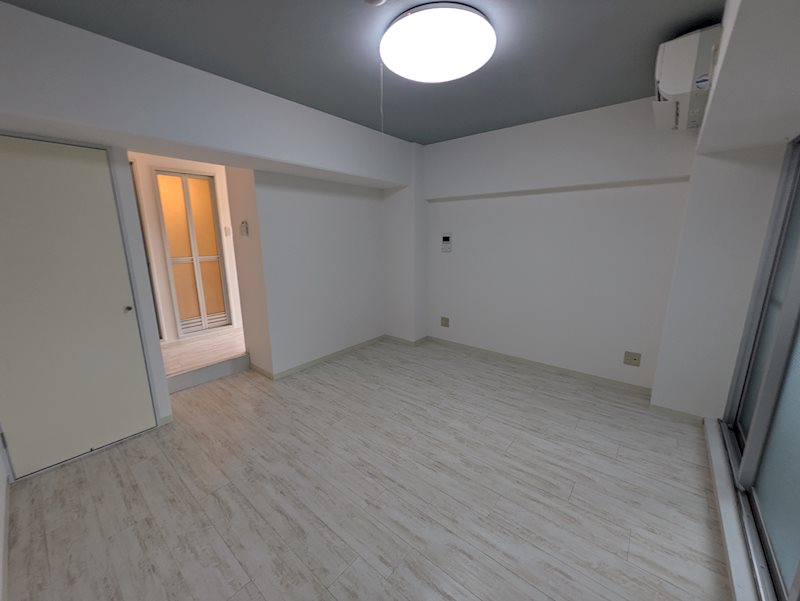 その他　同建物別号室の室内写真です。(211号室)