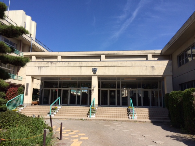 小学校　渋川市立渋川西小学校（小学校）まで1715m