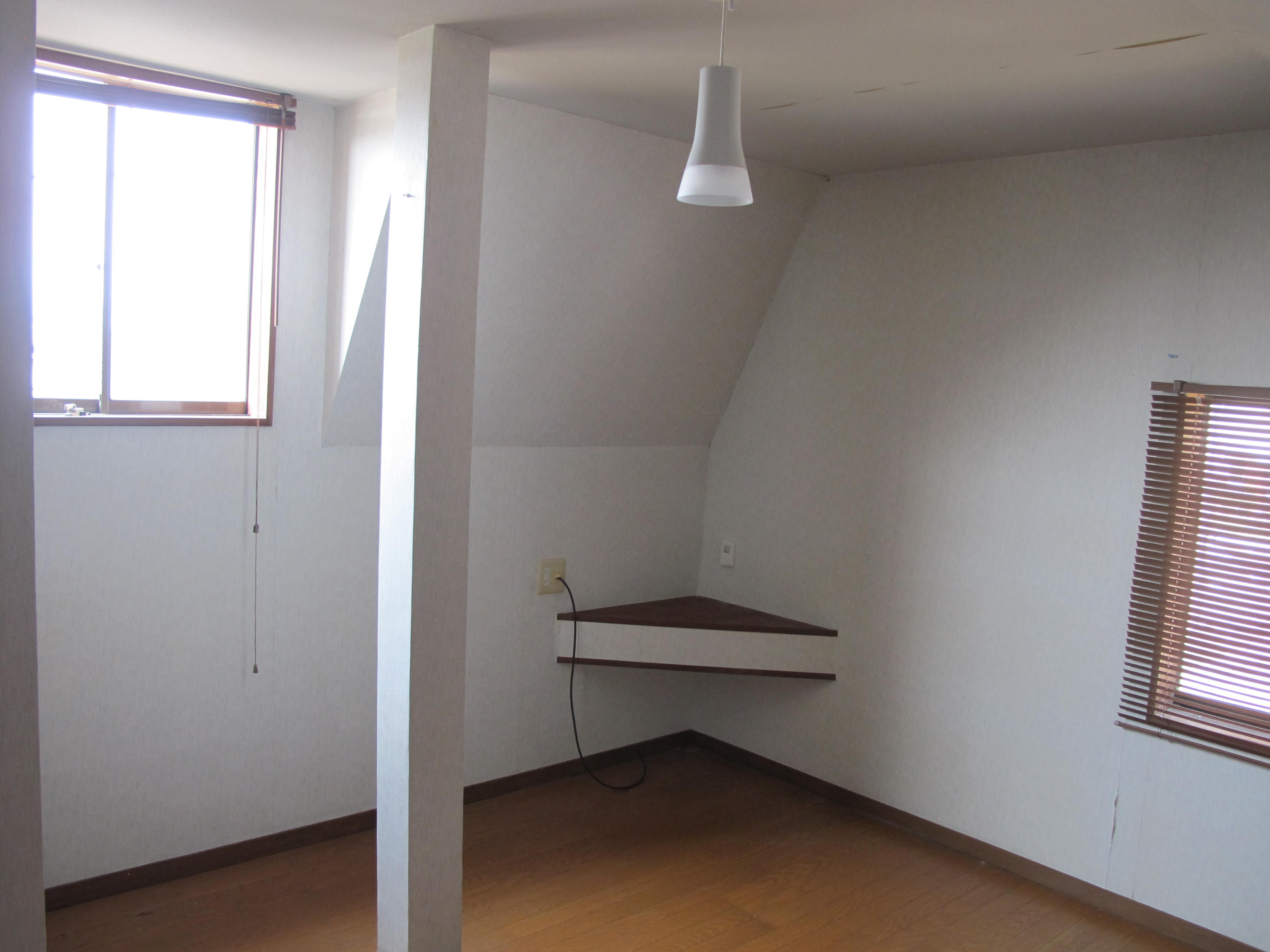 その他部屋・スペース　3階屋根裏部屋