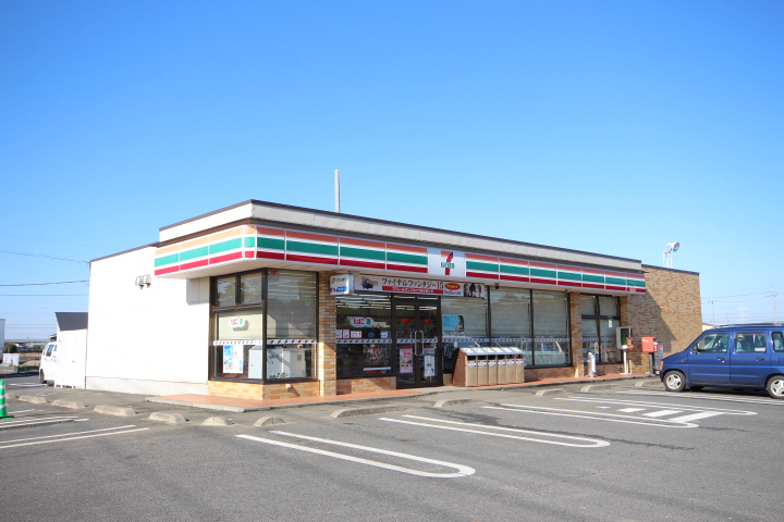 コンビニ　セブンイレブン下館玉戸南店（コンビニ）まで1098m