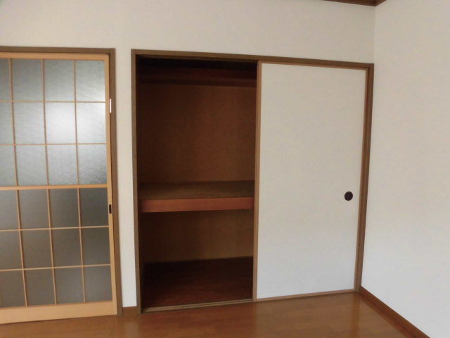 京急本線 大森町駅 徒歩8分 2階建 築39年の内装写真