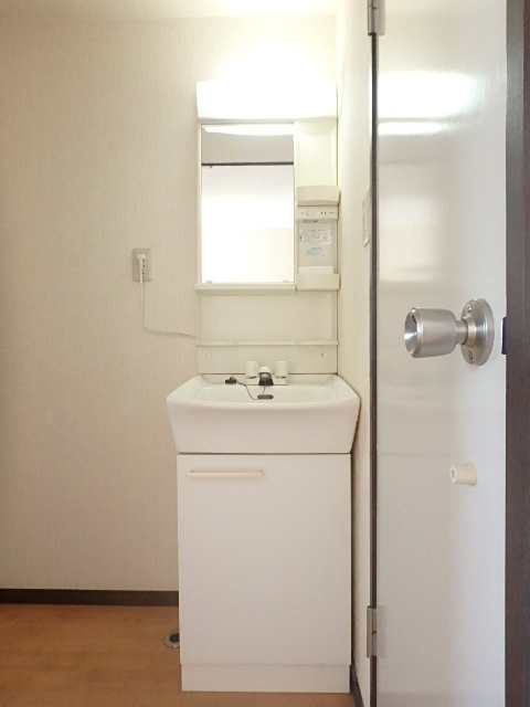 洗面設備　図面と現状に相違がある場合には現状を優先．．．