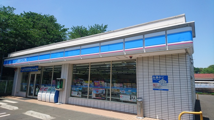 コンビニ　ローソン　西武武蔵大和駅前店（コンビニ）まで360m