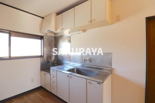 キッチン　2023年11月撮影。