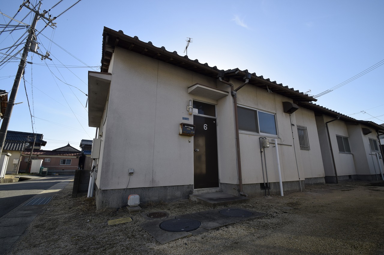 金岡東町借家の建物外観